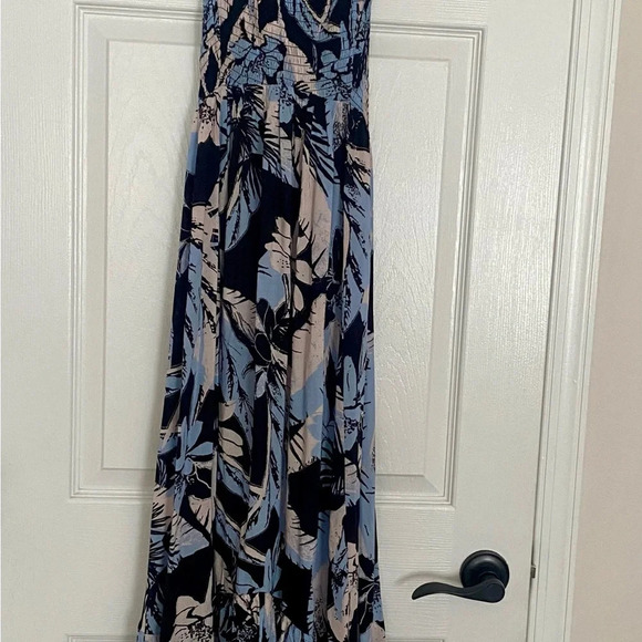 NWT Free People Heat Wave Leaf Printed Maxi Dress, Halter, Size Medium - Picture 4 of 6